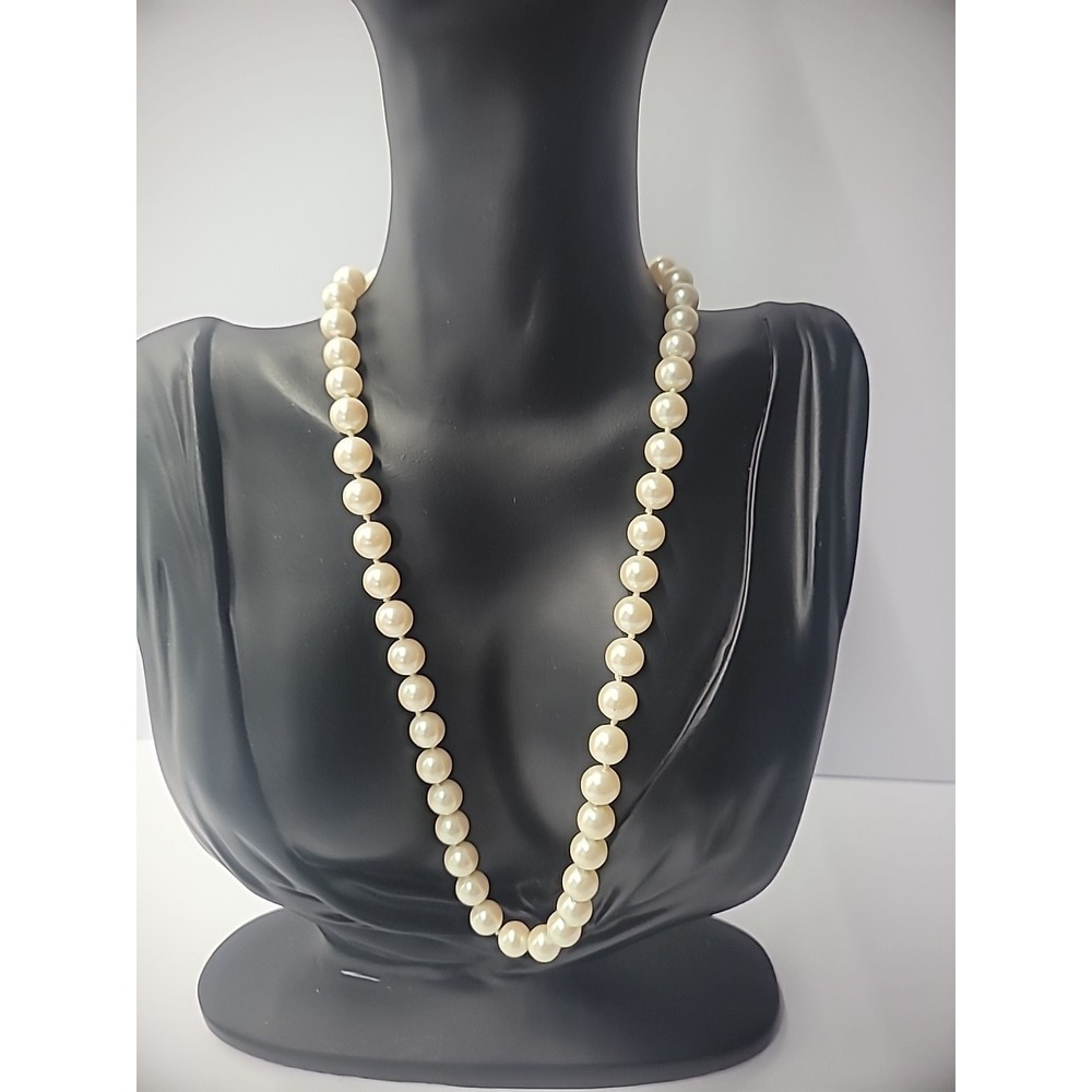Vintage Monet Necklace Hand Strung Beaded White Gold Tone‎ Jewelry Costume
